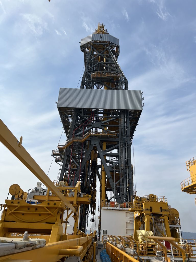 Dual Derrick Drilling Package
