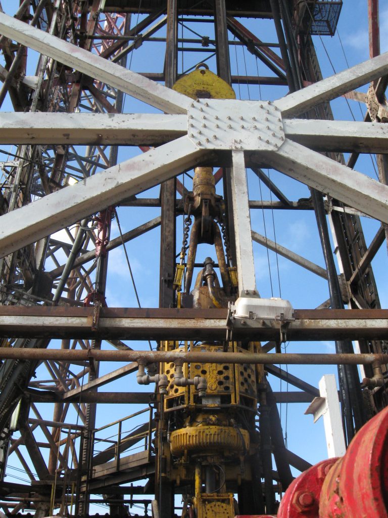 Derrick, with a Travelling Block and a Top Drive