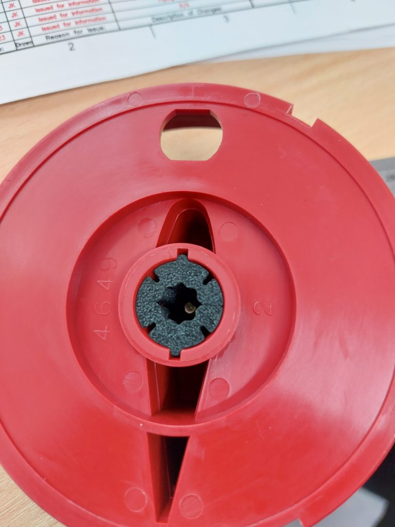 Large Isolator Handle with the 3D printed Insert